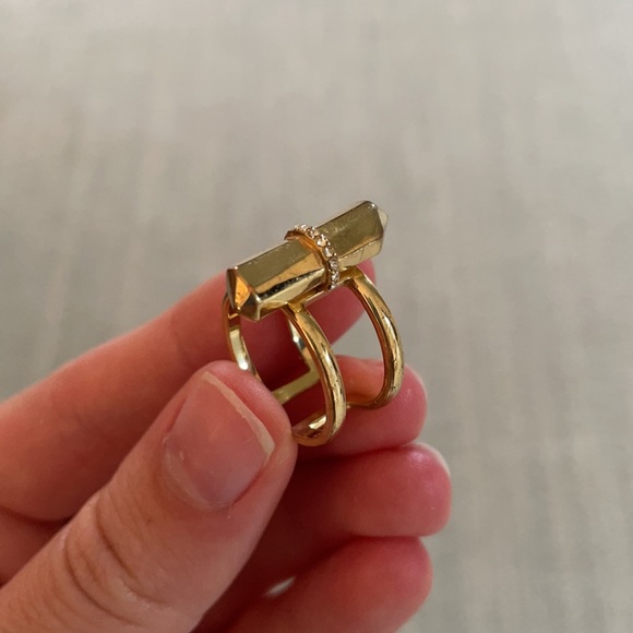 Rebel ring - Picture 2 of 2